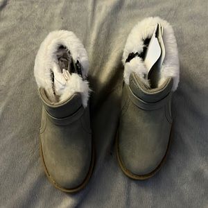 Girl’s Gray Blowfish Boots